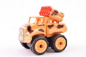 Set 4 vehiculos de guerra con bomba (2).jpg